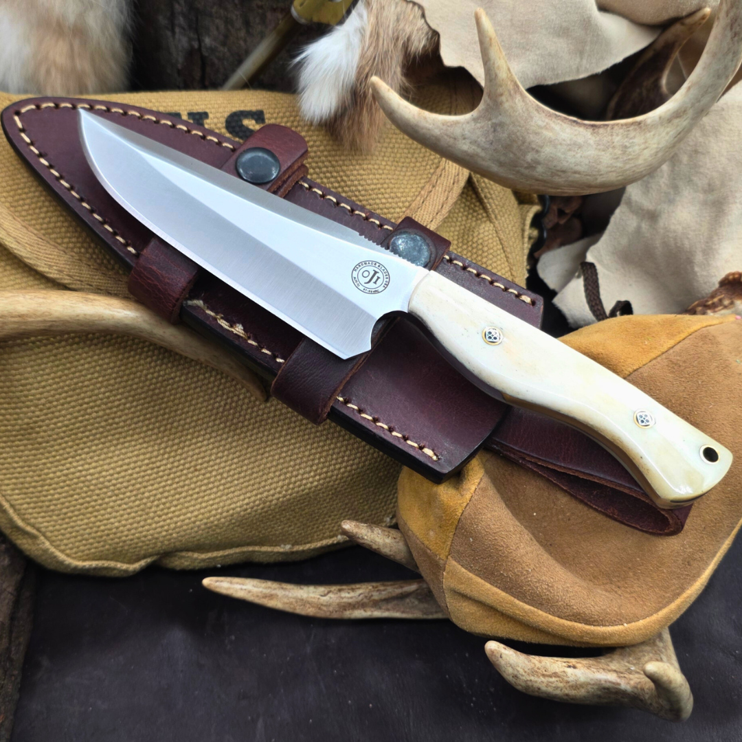 SKINNER AUS 10 Steel Knife White Camel Bone Handle