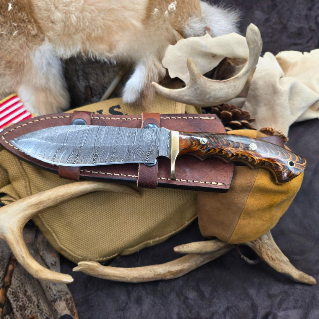 Damascus BOWIE Brass Guard Brown Pine Cone Handle