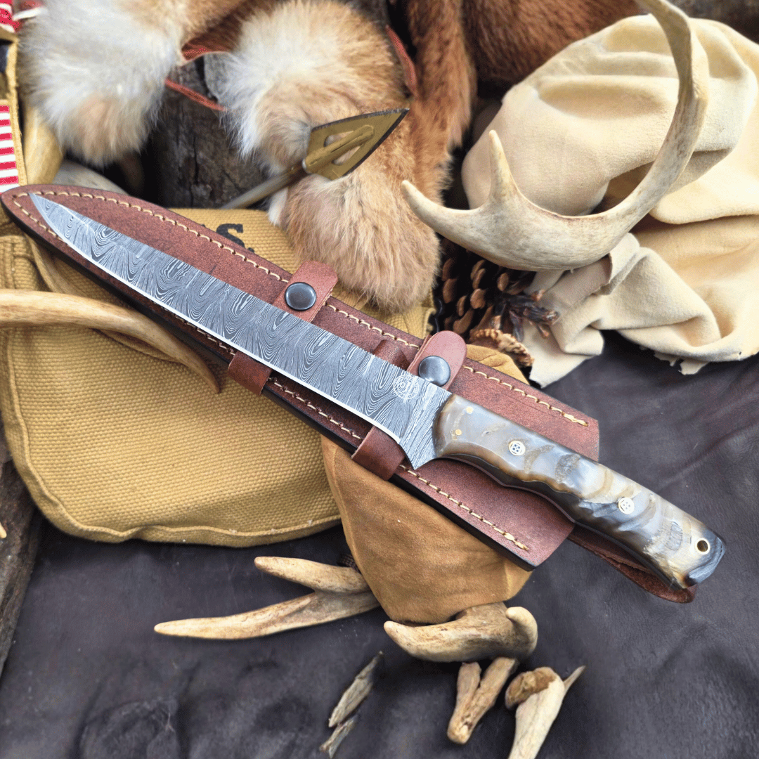 Damascus Fillet Knife Himalayan Sheep Horn Handle Cowhide Sheath