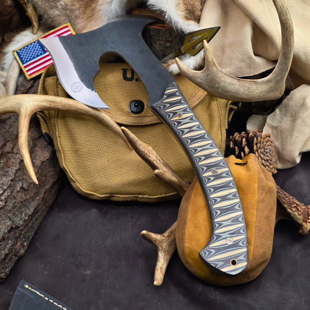 Handmade D2 STEEL AXE TOMAHAWK TACTICAL