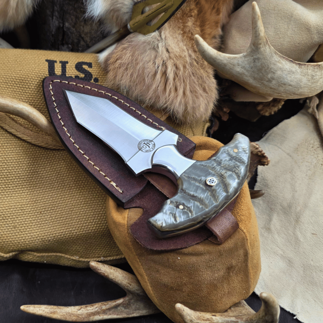 PUSH DAGGER AUS 10 Steel Himalayan Sheep Horn Handle