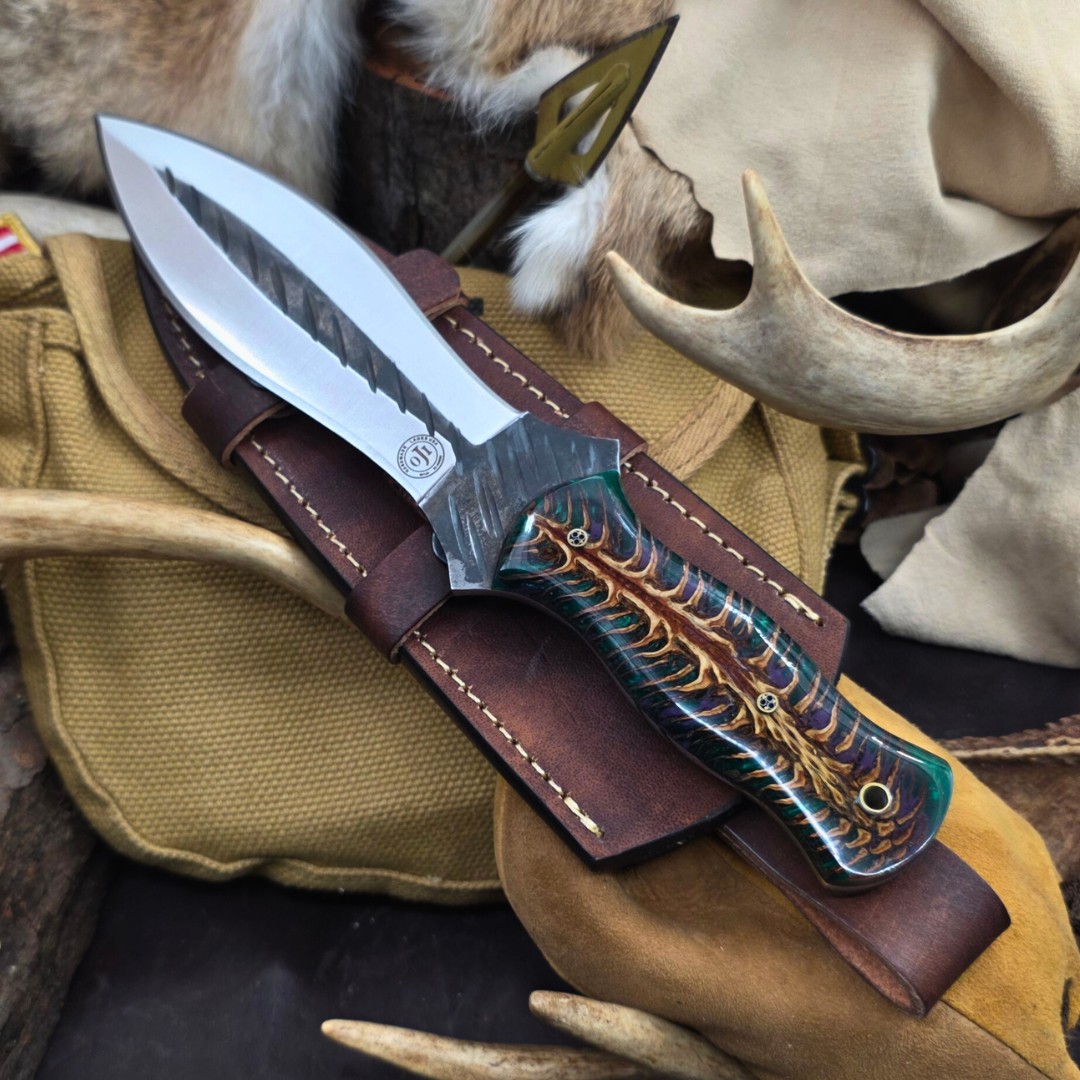 DAGGER 52100 Ball Bearing Steel Survival Green Pine Cone Handle